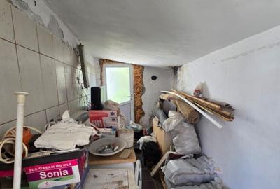 Casă cu 4 camere cu Teren 360 Mp în Piața Nouă