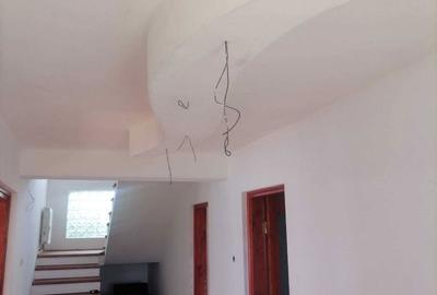 Casă cu 3 camere în Central - 5