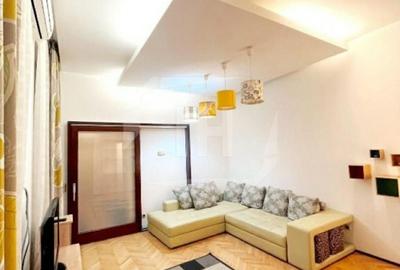 Apartament cu 2 camere semidecomandat, mobilat în Central - 1