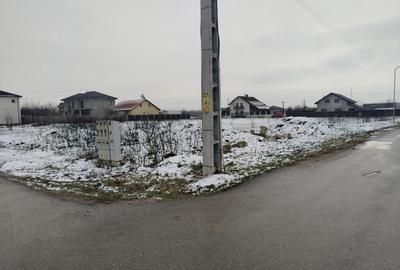 Teren de 466 mp, în Central - 3