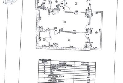 Apartament cu 3 camere decomandat în Central
