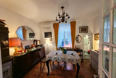 Casă individuală cu 5 camere cu Canalizare în P-ța Unirii - 10