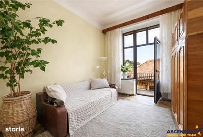 Apartament cu 4 camere semidecomandat în Cetatea