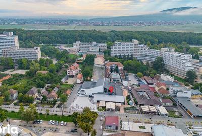 Spațiu comercial, de 530 mp, în Sânmartin