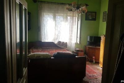 Casă cu 3 camere cu Teren 720 Mp în Simeria - 1