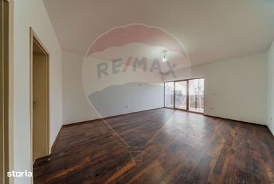 Casă cu 4 camere cu Teren 500 Mp în Central - 14