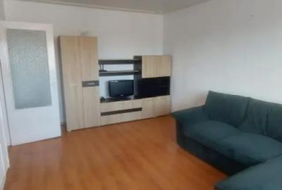Apartament cu 2 camere decomandat în Casa de Cultură - 2