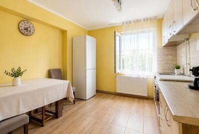 Apartament cu 2 camere decomandat în Central - 3
