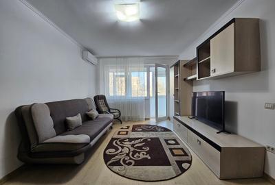 Apartament cu 3 camere semidecomandat, mobilat în Tomis II