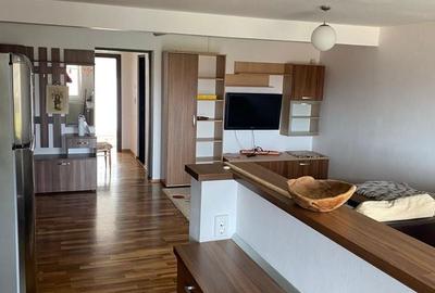 Apartament cu 3 camere în Central - 2