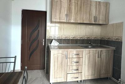 Apartament cu 2 camere decomandat în Central - 2