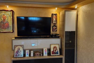 Apartament La Cheie, 3 camere Dorobantilor, etaj 2, Renovat 2020 - 2