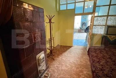 Apartament cu 3 camere semidecomandat în Central - 1
