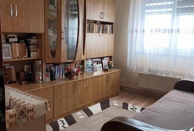 Vand apartament 3 camere +garaj - 4