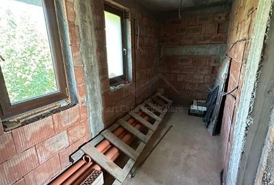 Casă individuală cu 4 camere cu Canalizare în Valea Adâncă - 15