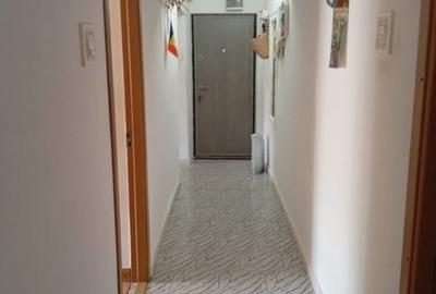 Apartament cu 3 camere decomandat în Central - 6