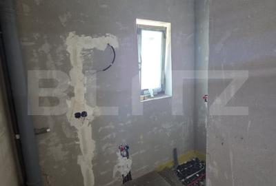 Duplex cu 6 camere cu Canalizare în Florești - 7