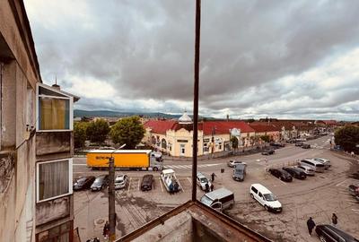 Garsonieră decomandată în Central - 5