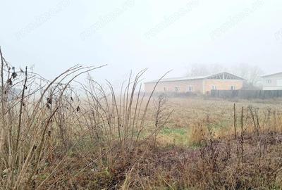 Teren de 5656 mp, în Central - 3