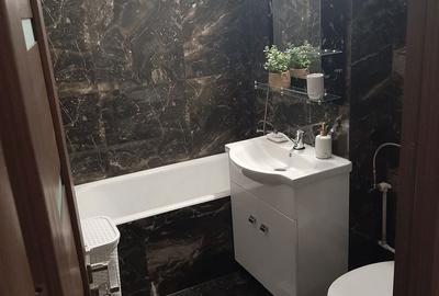 Apartament cu 2 camere decomandat în Rovine - 8