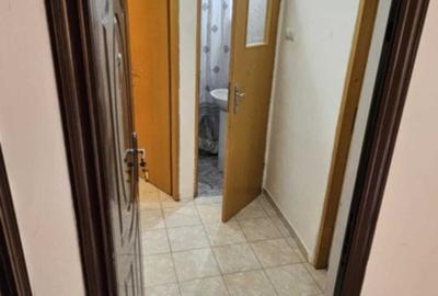 Garsonieră decomandată, mobilată în Central - 4