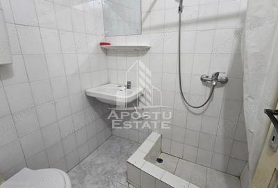 Garsoniera cu bucatarie separata, zona Badea Cartan - 6