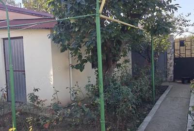 Casă cu 4 camere în Voluntari