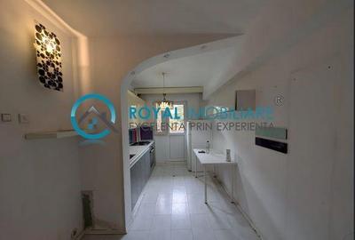 Royal Imobiliare - Vanzare apartament 2 camere zona B-dul Bucuresti - 13