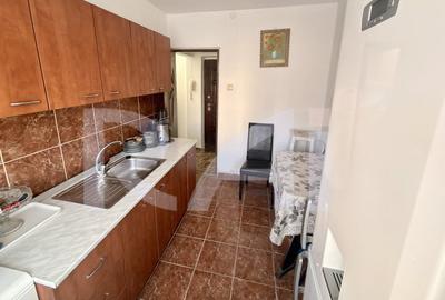 3 camere, etaj 2 – Valea Rosie, langa Piata | renovat, la cheie | 94.500 € - 1