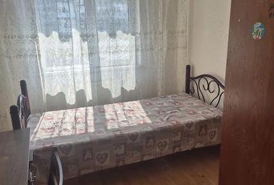 Apartament cu 3 camere semidecomandat în Central - 4
