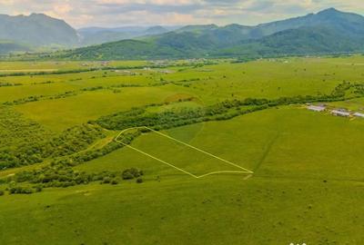 Teren de 10800 mp, în Râșnov - 13