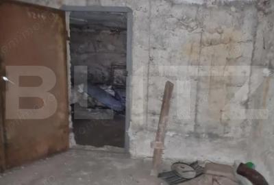 Casă cu 4 camere cu Teren 750 Mp în Poiana - 2