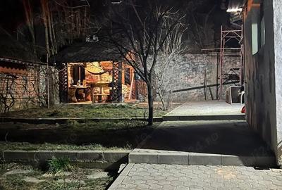 Casă cu 4 camere cu Teren 150 Mp în Central - 9