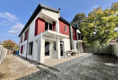 Duplex cu 5 camere în Central