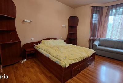 Apartament cu 3 camere în Decebal - 2