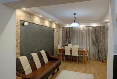 Apartament cu 3 camere decomandat în Central - 2