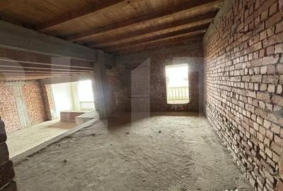 Casă cu 7 camere cu Teren 900 Mp în Dorohoi - 5