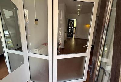 Spațiu comercial, de 65 mp, în Horia