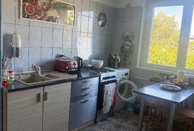 Apartament cu 3 camere semidecomandat în Crângași - 5