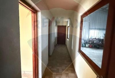 Spațiu industrial, de 520 mp, în Exterior Est - 11