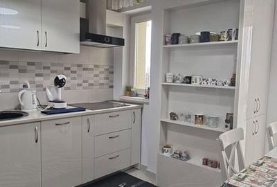 Apartament cu 3 camere decomandat în Zona industrială - 8