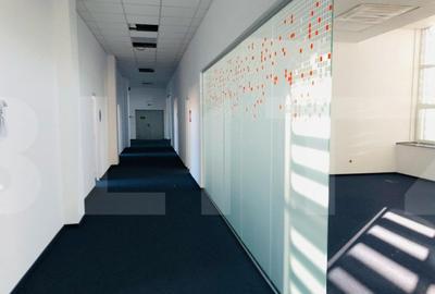 Spațiu comercial, de 750 mp, în Mărăști - 2