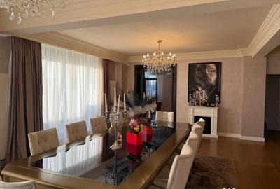 Casă cu 7 camere cu Teren 800 Mp în Central - 8