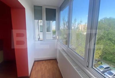 Apartament cu 4 camere decomandat în Soarelui - 2