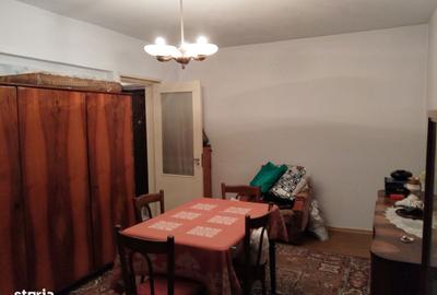 Apartament cu 2 camere decomandat în B-dul București - 6