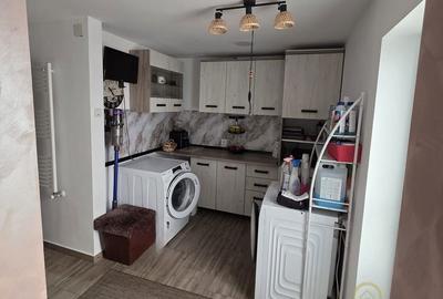 Casă cu 5 camere cu Teren 119 Mp în Girișu de Criș - 8
