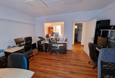13 septembrie-Palatul Parlamentului | 5 cam | 100mp | dec | et 5 | 480.000 euro - 4