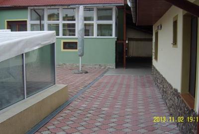 IDEAL PT. FIRME,SCOALA,BIROURI,GRADINITE sau MAI MULTE FAMILI. - 2