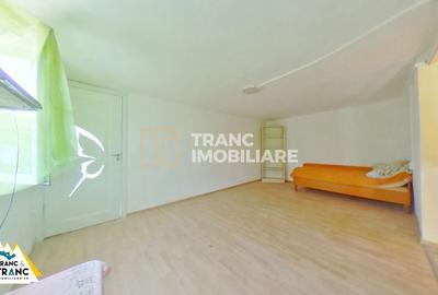 Casă individuală cu 4 camere cu Canalizare în Horia - 1