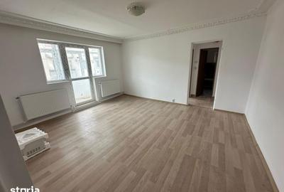 Apartament cu 2 camere în Micro 11 - 12